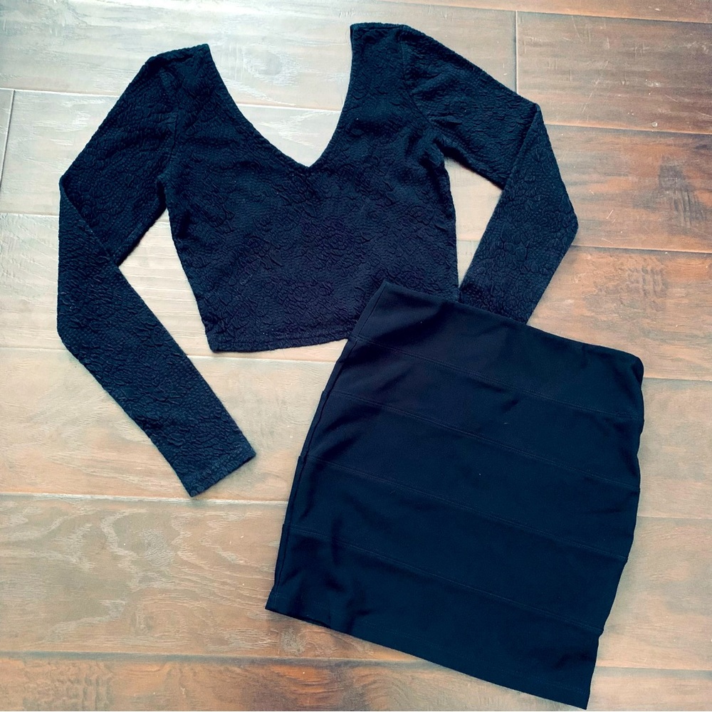 Forever 21 Black Super Stretchy Ribbed Mini Pencil Skirt | Size: M
